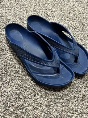 Birkenstock Honolulu EVA Sandals Mens Size 10 Blue Waterproof Thong Flip Flop